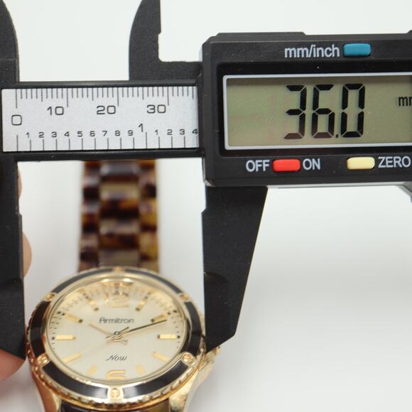 Armitron Womens Tortoise Brown Watch Gold Tone Acrylic Bracelet w New Battery - Picture 2 of 14